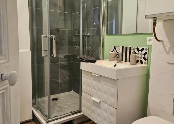 Le Cocon De La Pare- Superbe T3 Plein Centre Апартаменты Барселоннет