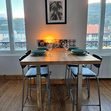 Le Cocon De La Pare- Superbe T3 Plein Centre